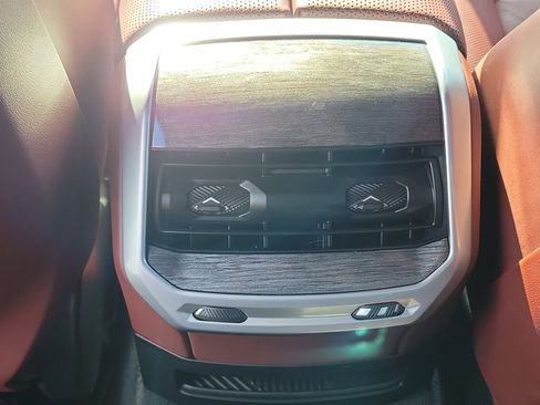 Certified 2025 BMW 740i 740i image 12