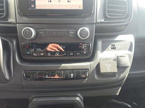 Used 2025 RAM ProMaster 1500 w/ Convenience Group image 19