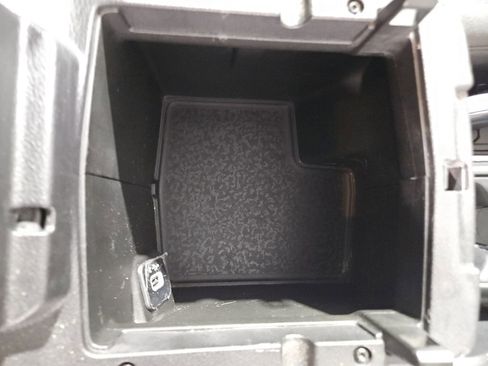 Used 2019 Jeep Wrangler Sport S image 22