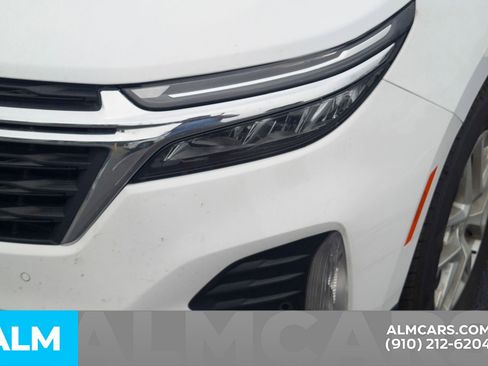 Used 2024 Chevrolet Equinox LT FWD image 13