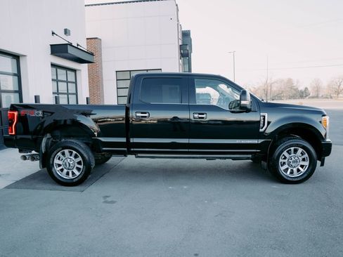 Used 2018 Ford F350 Limited w/ FX4 4x4 Off Road Package image 5