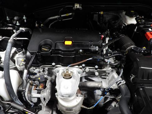 Used 2025 Honda HR-V LX image 23