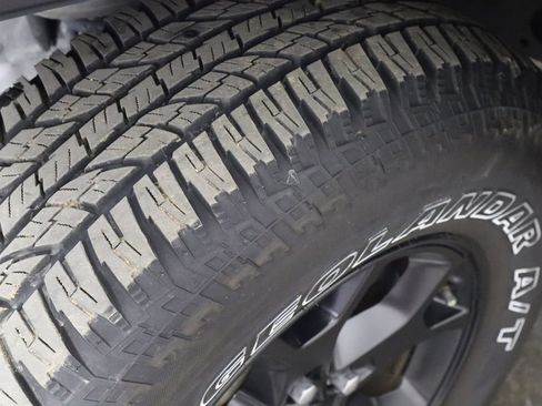 Used 2021 Jeep Wrangler Unlimited Sport AWD/4WD image 33