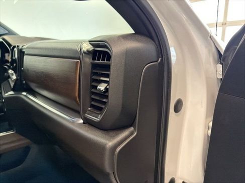 Used 2023 Chevrolet Silverado 1500 High Country w/ Technology Package image 38