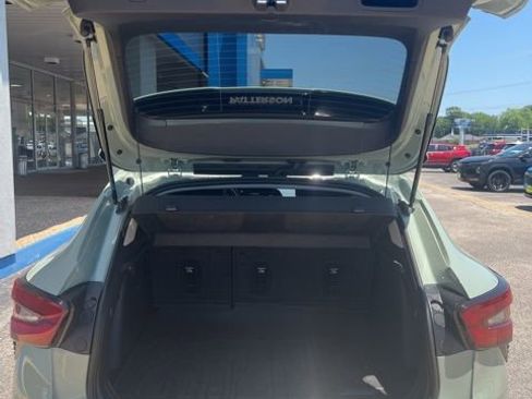 Used 2025 Chevrolet Trax ACTIV w/ Sunroof Package FWD image 10