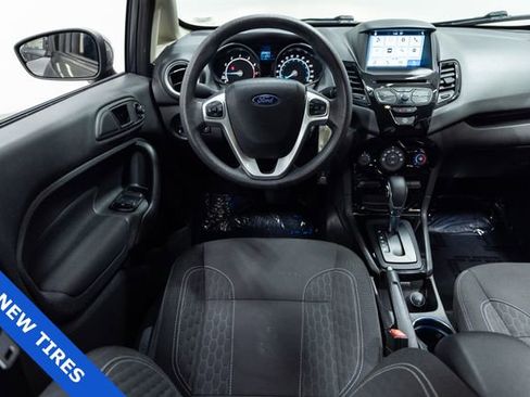 Used 2018 Ford Fiesta SE w/ Equipment Group 201A FWD image 3