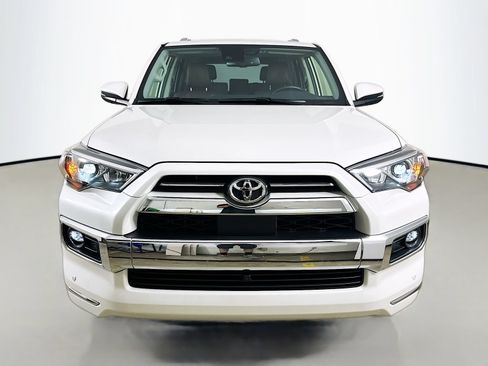 Used 2024 Toyota 4Runner Limited AWD/4WD image 2