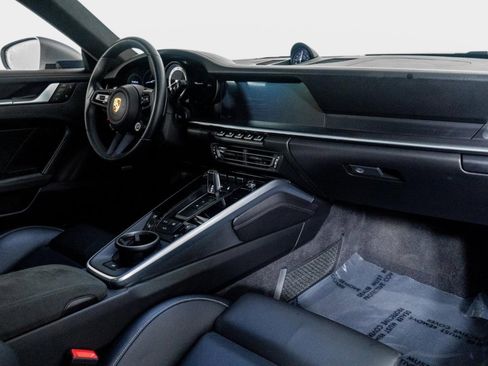 Used 2022 Porsche 911 Carrera S w/ Premium Package image 31