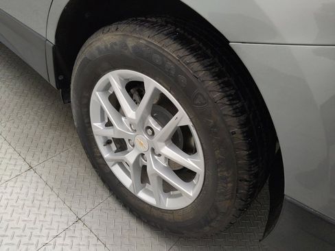 Used 2023 Chevrolet Equinox LT w/ Driver Convenience Package AWD/4WD image 31