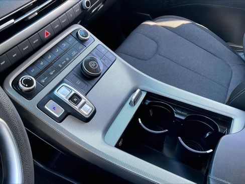 Used 2023 Hyundai Palisade SE image 14