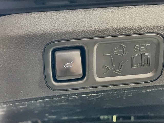 Used 2021 Ford Expedition Max Limited AWD/4WD image 29