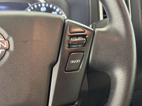 Used 2022 Nissan Frontier SV image 19