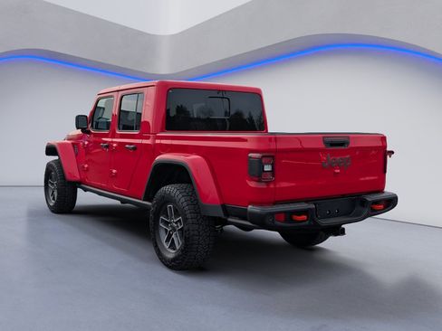Used 2024 Jeep Gladiator Mojave image 5