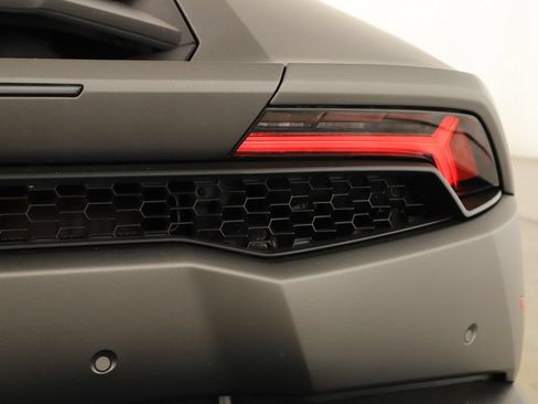 Used 2015 Lamborghini Huracan LP 610-4 AWD/4WD image 34