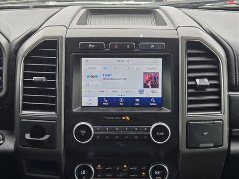 Used 2021 Ford Expedition XLT image 15