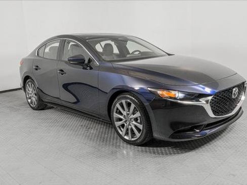 Used 2024 MAZDA MAZDA3 s image 11