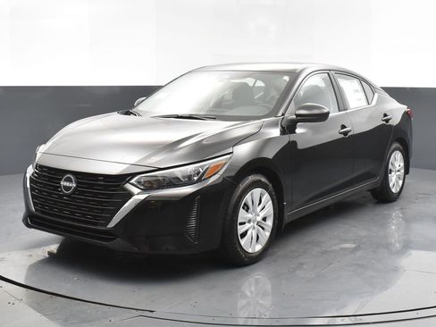New 2025 Nissan Sentra S image 2