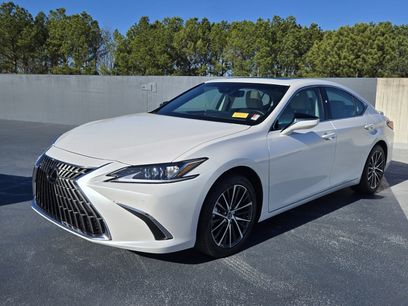 Used 2024 Lexus ES 300h w/ Premium Package