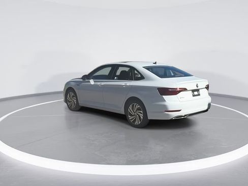 Certified 2021 Volkswagen Jetta SEL Premium image 6