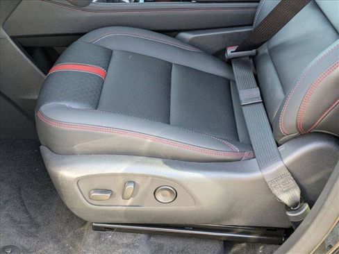 New 2026 Chevrolet Traverse RS image 4