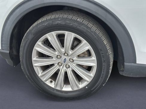 Used 2020 Ford Explorer Limited w/ Hybrid Equipment Group 310A AWD/4WD image 6