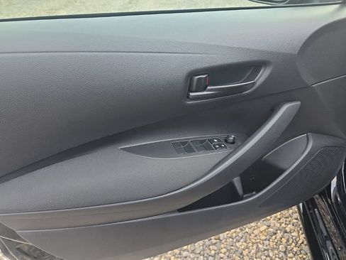 Used 2024 Toyota Corolla LE FWD image 12