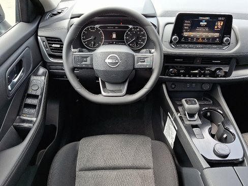 New 2026 Nissan Rogue SV image 7