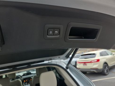 Used 2024 MAZDA CX-90 3.3 Turbo w/ Premium Package image 21