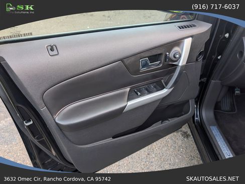 Used 2014 Ford Edge Limited w/ Equipment Group 302A AWD/4WD image 27