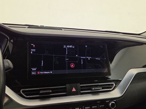 Certified 2022 Kia Niro EX FWD image 16