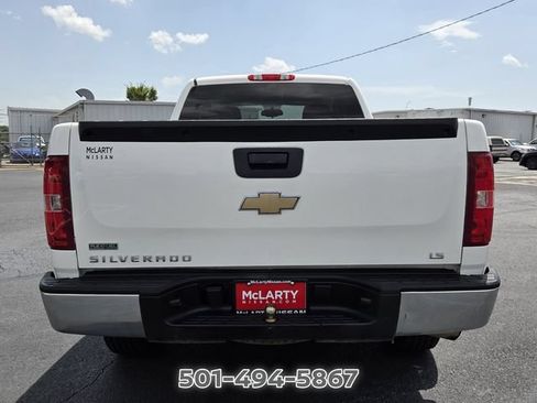 Used 2011 Chevrolet Silverado 1500 LS RWD image 4