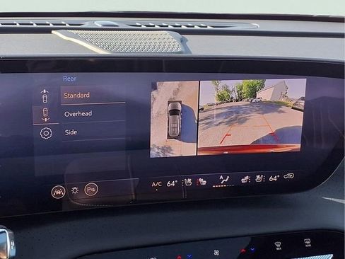 Certified 2025 Buick Enclave Avenir w/ Super Cruise Package AWD/4WD image 8