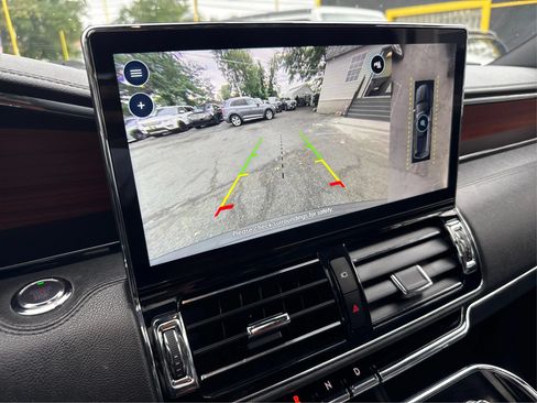 Used 2024 Lincoln Navigator L 4WD image 34