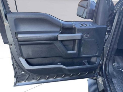 Used 2019 Ford F150 Platinum w/ Equipment Group 701A Luxury image 22