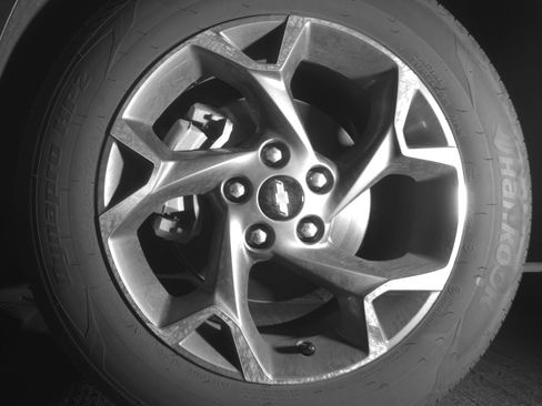 Used 2025 Chevrolet Trax LT FWD image 12