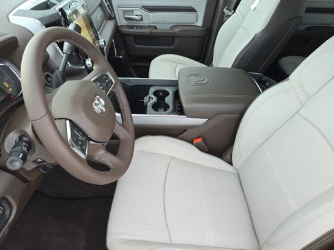 New 2026 RAM 2500 Laramie w/ Towing Technology Group image 12