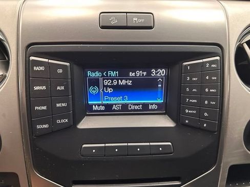 Used 2013 Ford F150 FX4 w/ Mid Equipment Group AWD/4WD image 8