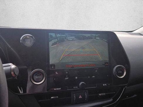 Used 2025 Lexus NX 250 FWD image 21