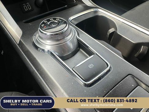 Used 2019 Ford Fusion SE image 19