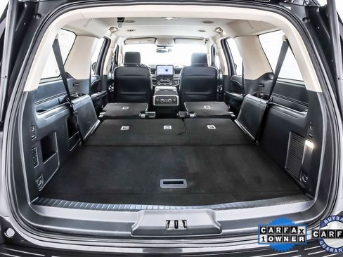 Used 2024 Ford Expedition Max XLT image 36