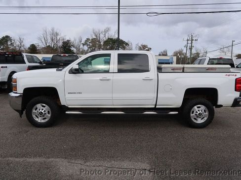 Used 2015 Chevrolet Silverado 2500 LT image 2