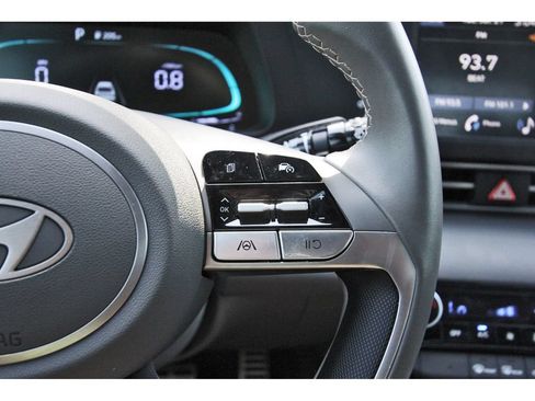 Certified 2025 Hyundai Elantra Sport FWD image 19