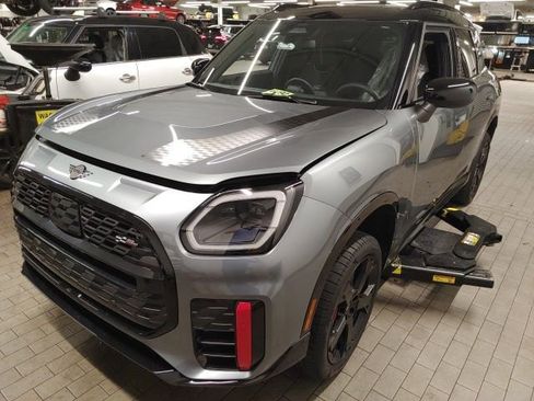 Used 2025 MINI Cooper Countryman John Cooper Works image 3