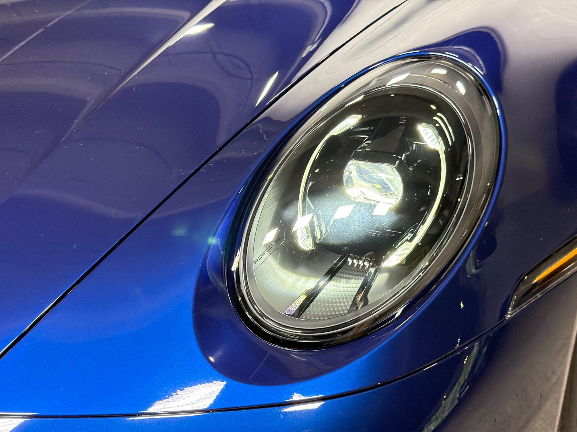 Certified 2025 Porsche 911 Targa 4 GTS AWD/4WD image 10