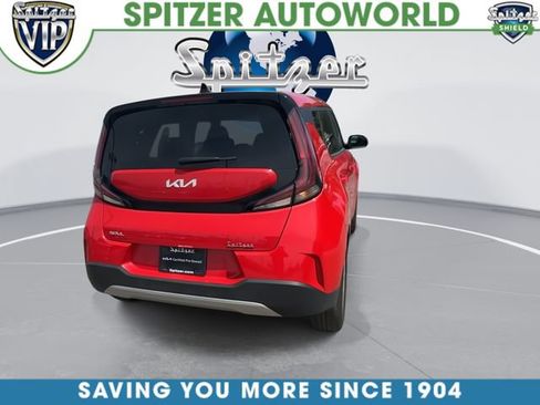 Certified 2025 Kia Soul LX w/ LX Technology Package FWD image 8