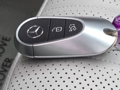 Certified 2023 Mercedes-Benz EQE 500 4MATIC SUV image 37