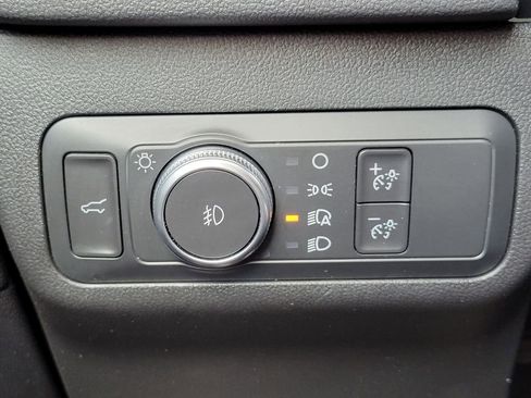 Certified 2022 Ford Escape SEL image 28