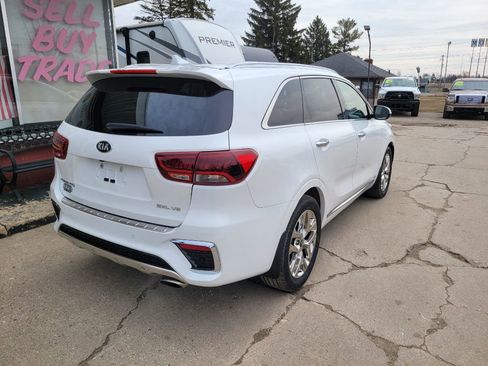Used 2019 Kia Sorento AWD image 5