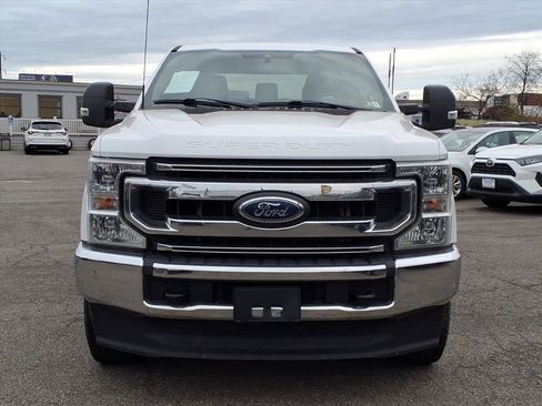 Used 2022 Ford F250 XLT w/ Snow Plow Prep Package image 2