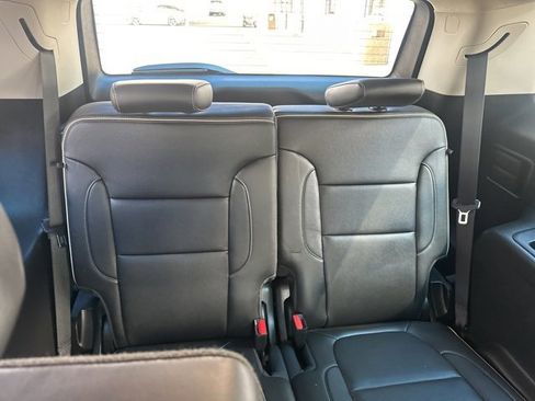 Used 2023 GMC Acadia Denali w/ Denali Ultimate Package image 9